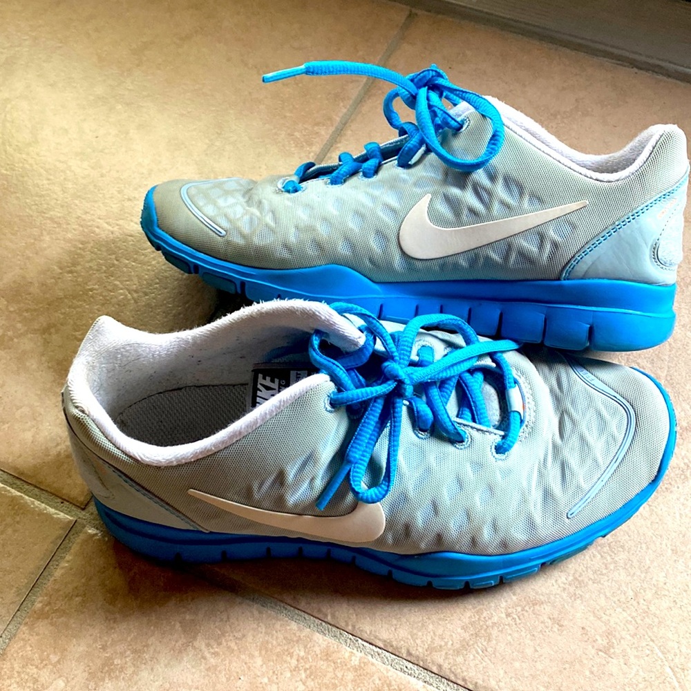 Nike Womens shoes